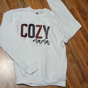 White Crewneck Sweater. Size M. Gildan Brand